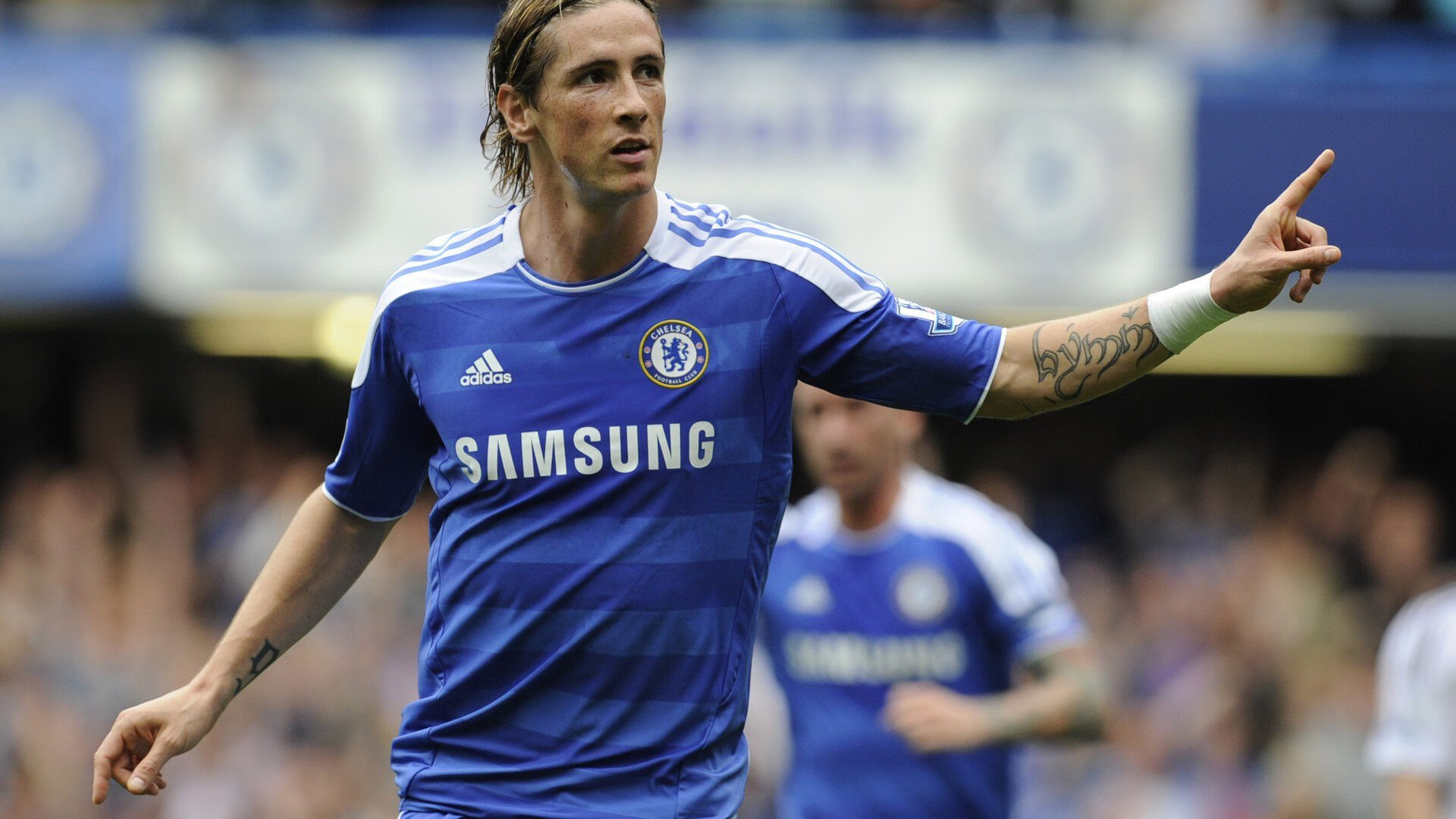 开云官方平台-算法败给心跳，勒克莱尔在银石推翻索伯的完美方程式